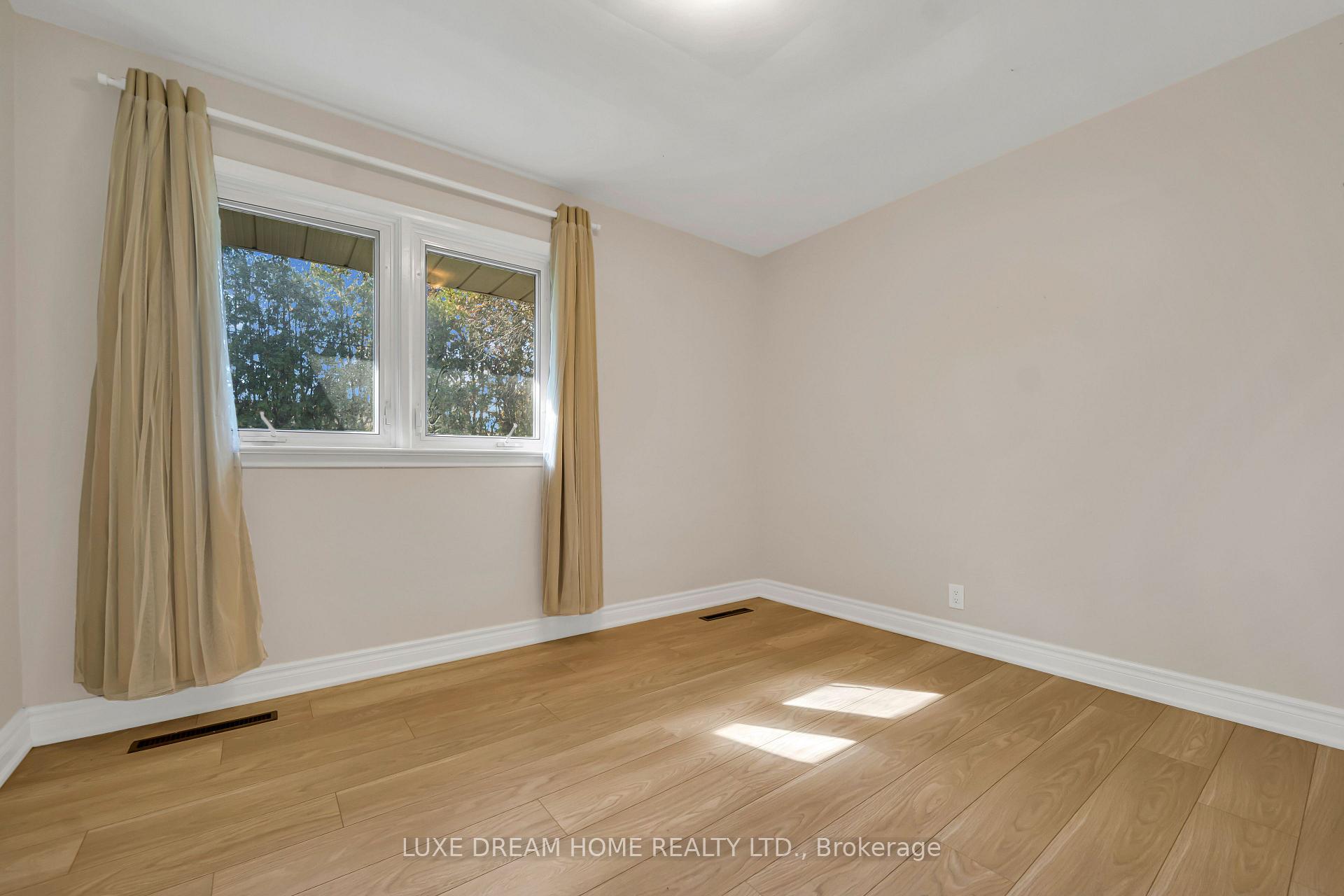 Photo 24 of 834 Law Street, Oshawa, Centennial — HOMEH