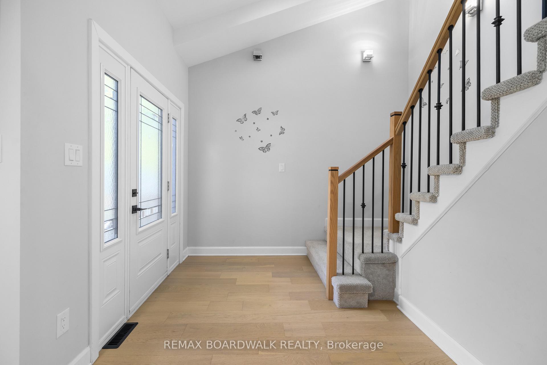 Photo 7 of 1312 Bayview Drive, Ottawa, Constance Bay — HOMEH