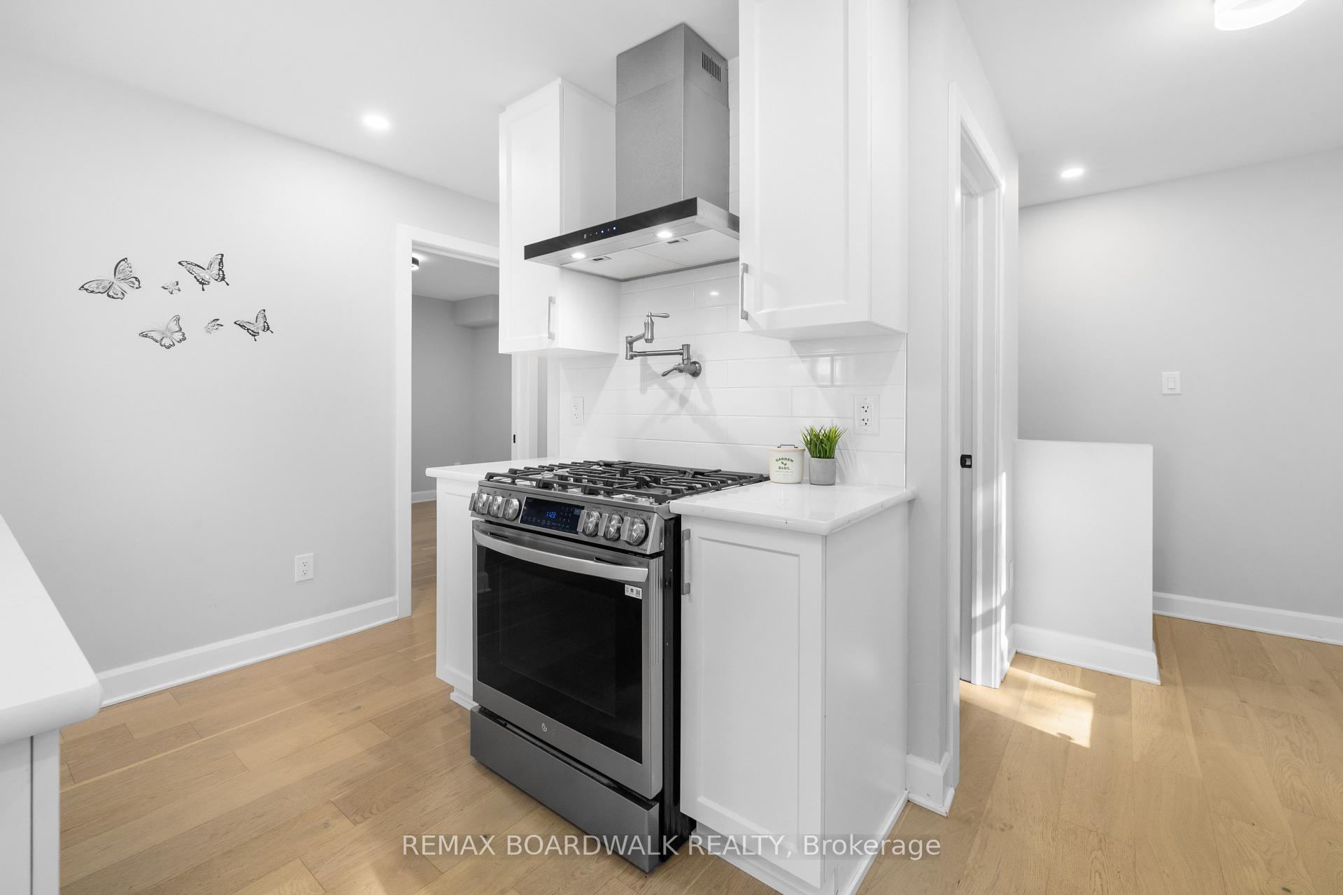 Photo 18 of 1312 Bayview Drive, Ottawa, Constance Bay — HOMEH
