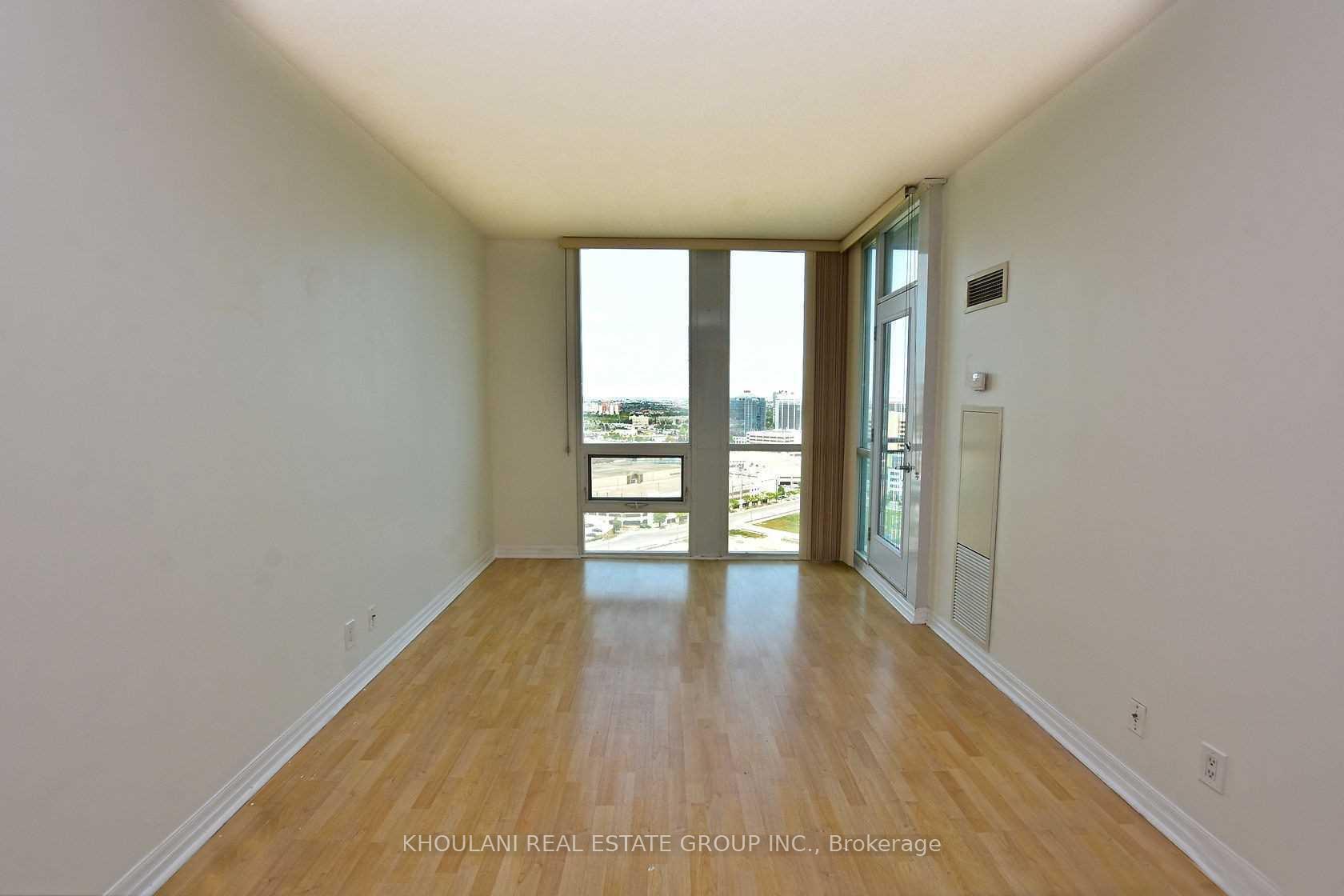 Photo 5 of Unit 2201, 220 Burnhamthorpe Road, Mississauga, City Centre — HOMEH