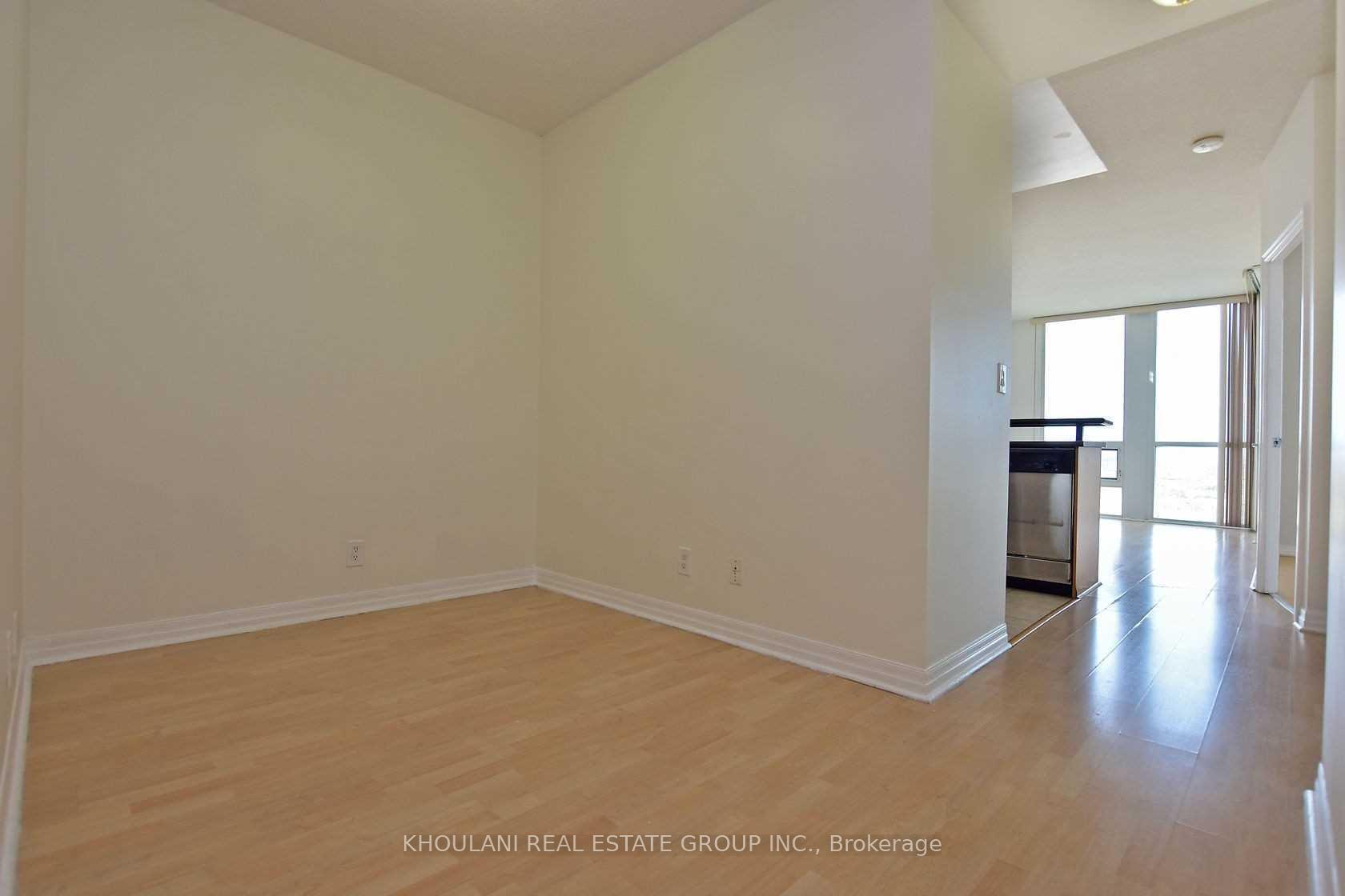 Photo 11 of Unit 2201, 220 Burnhamthorpe Road, Mississauga, City Centre — HOMEH