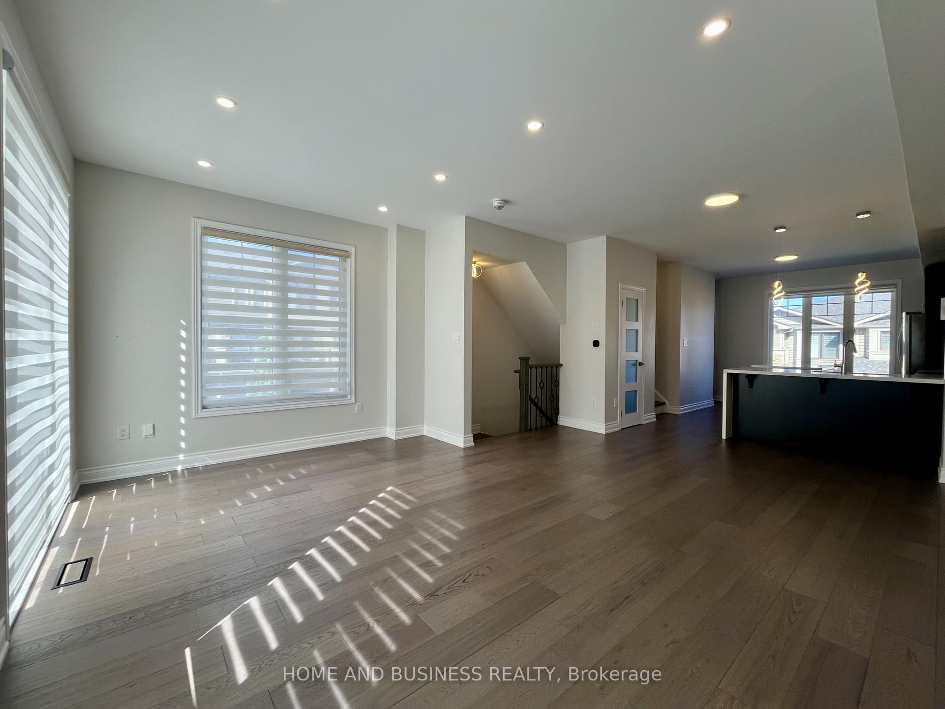 Photo 11 of 27 Walters Lane, Grimsby, Grimsby Beach — HOMEH
