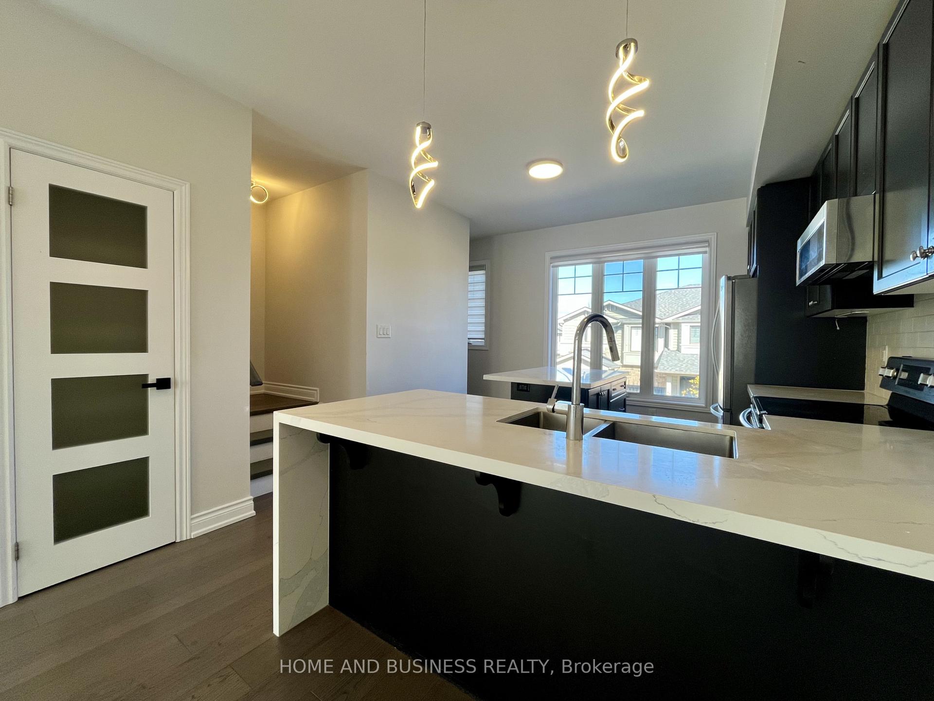Photo 12 of 27 Walters Lane, Grimsby, Grimsby Beach — HOMEH
