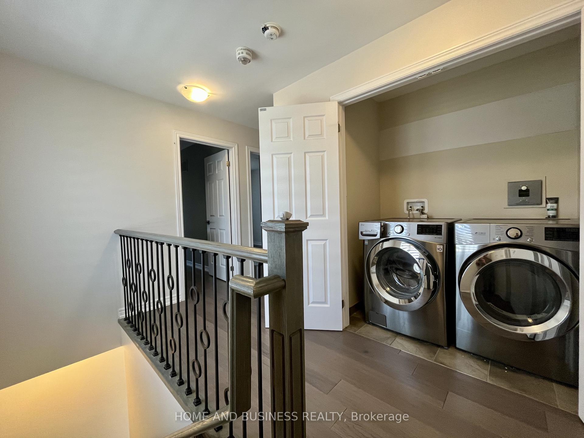 Photo 16 of 27 Walters Lane, Grimsby, Grimsby Beach — HOMEH