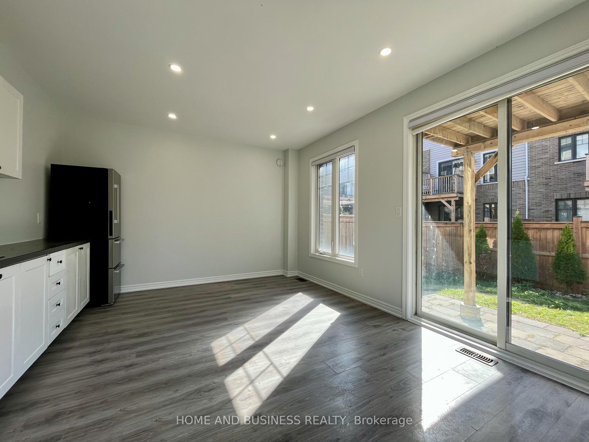 Photo 31 of 27 Walters Lane, Grimsby, Grimsby Beach — HOMEH
