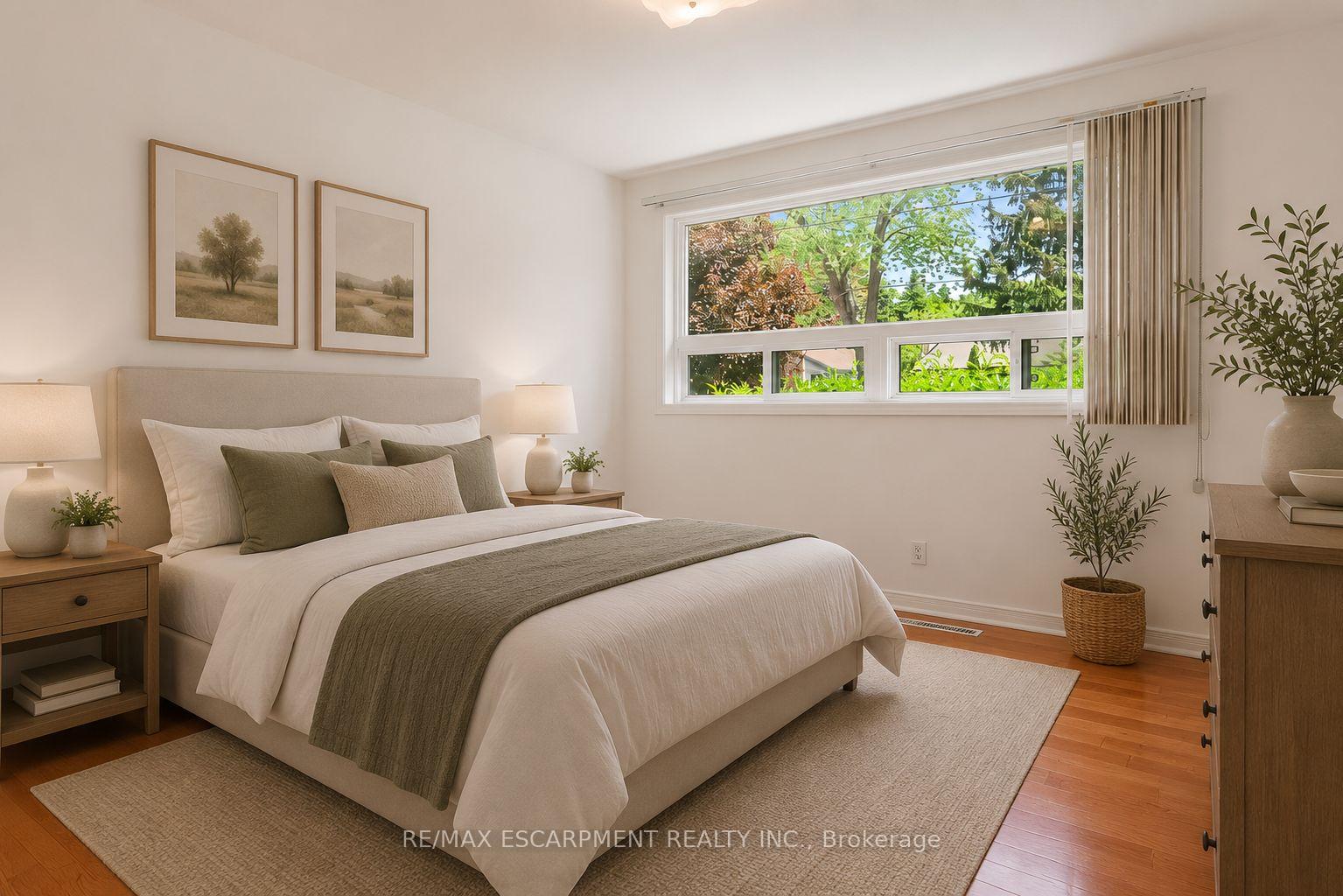 Photo 9 of 1214 Argreen Road, Mississauga, Mineola — HOMEH