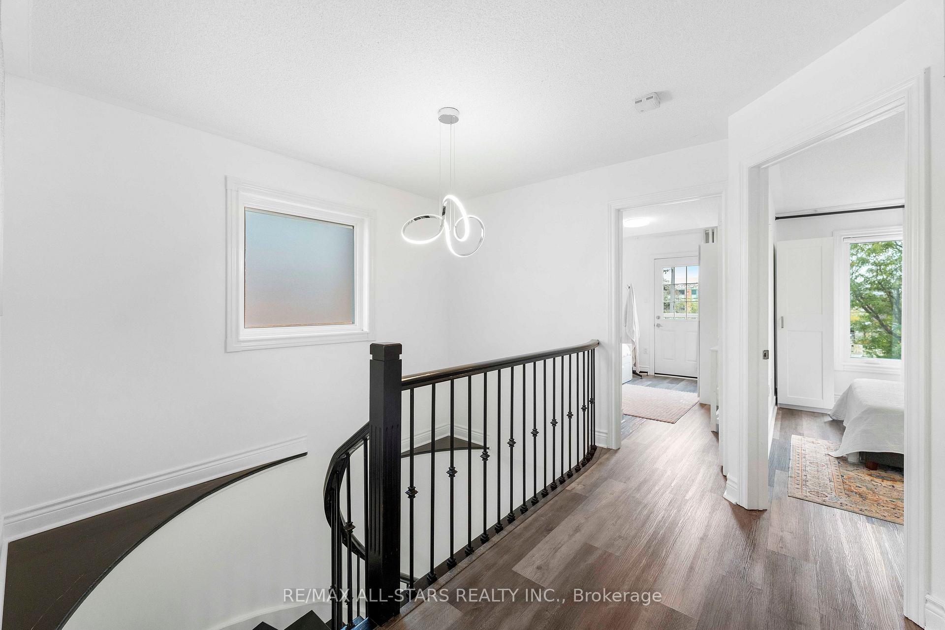 Photo 21 of 93 Arco Circle, Vaughan, Maple — HOMEH