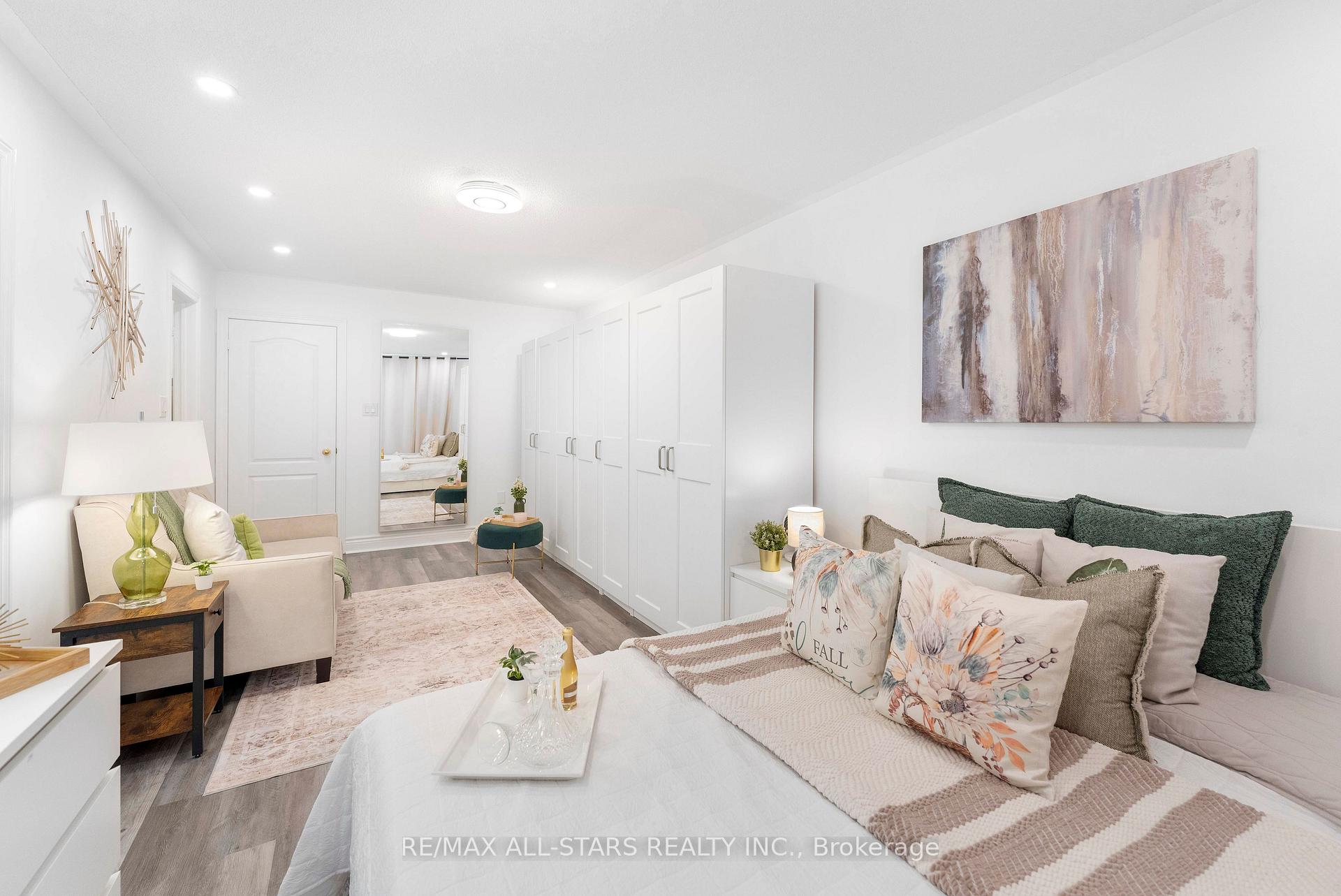 Photo 22 of 93 Arco Circle, Vaughan, Maple — HOMEH