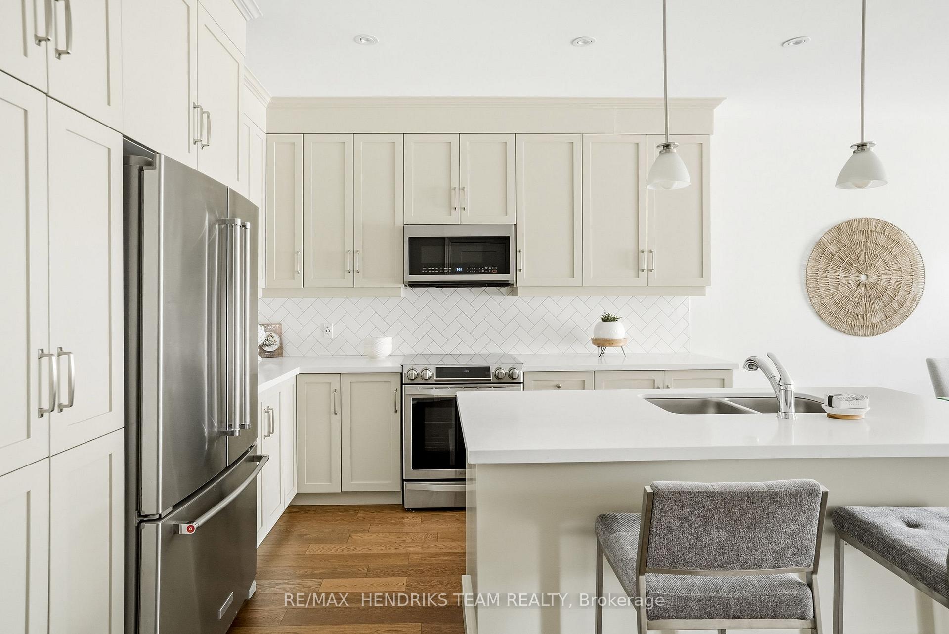 Photo 10 of 13 Turbinia Court, Grimsby, Grimsby East — HOMEH