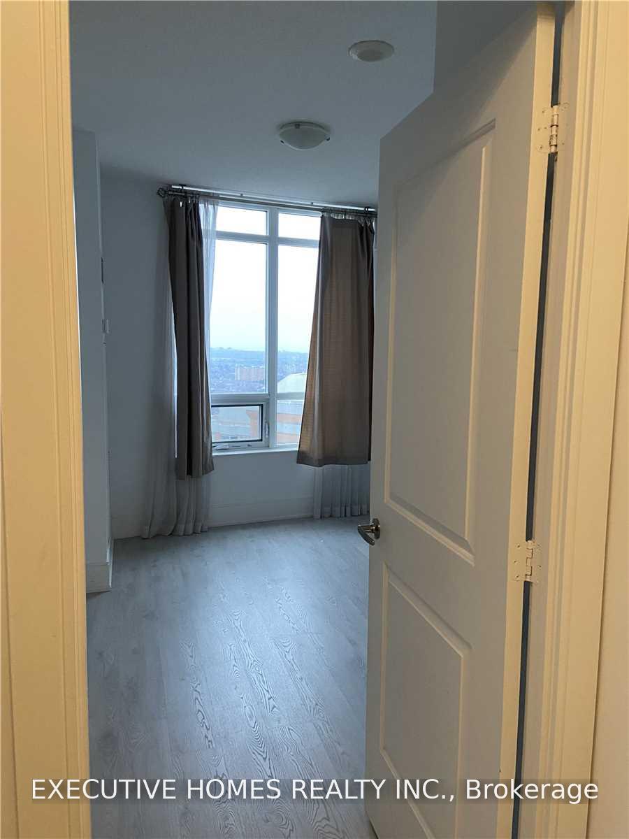 Photo 6 of Unit 2707, 330 Burnhamthorpe Road, Mississauga, City Centre — HOMEH