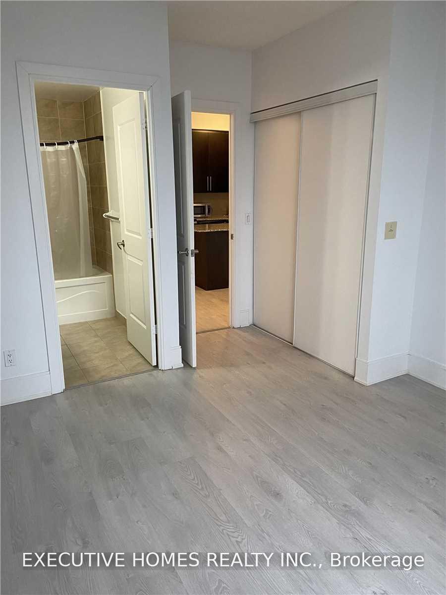 Photo 11 of Unit 2707, 330 Burnhamthorpe Road, Mississauga, City Centre — HOMEH