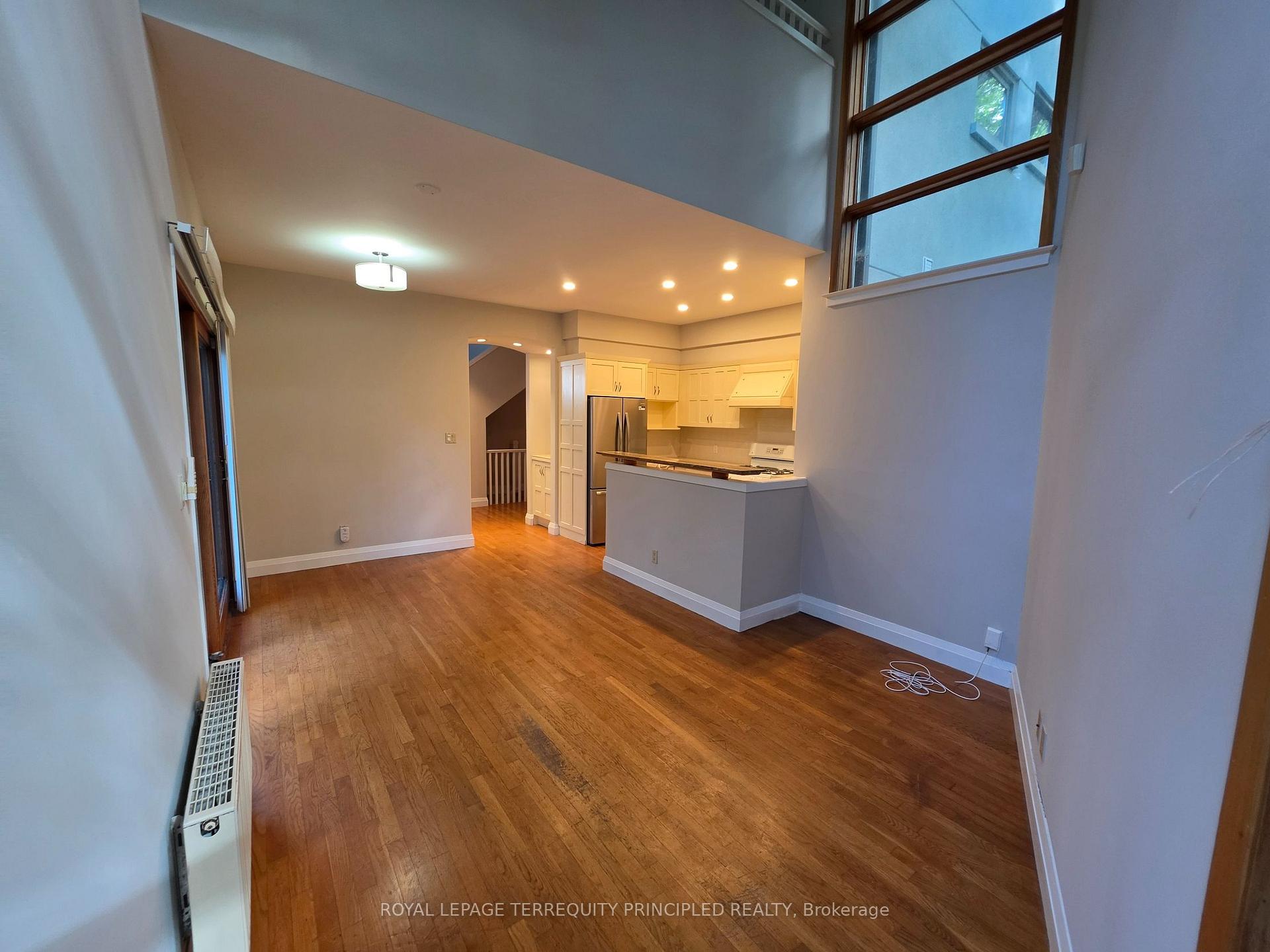 Photo 5 of Unit B, 8 Bright Street, Toronto, Moss Park — HOMEH