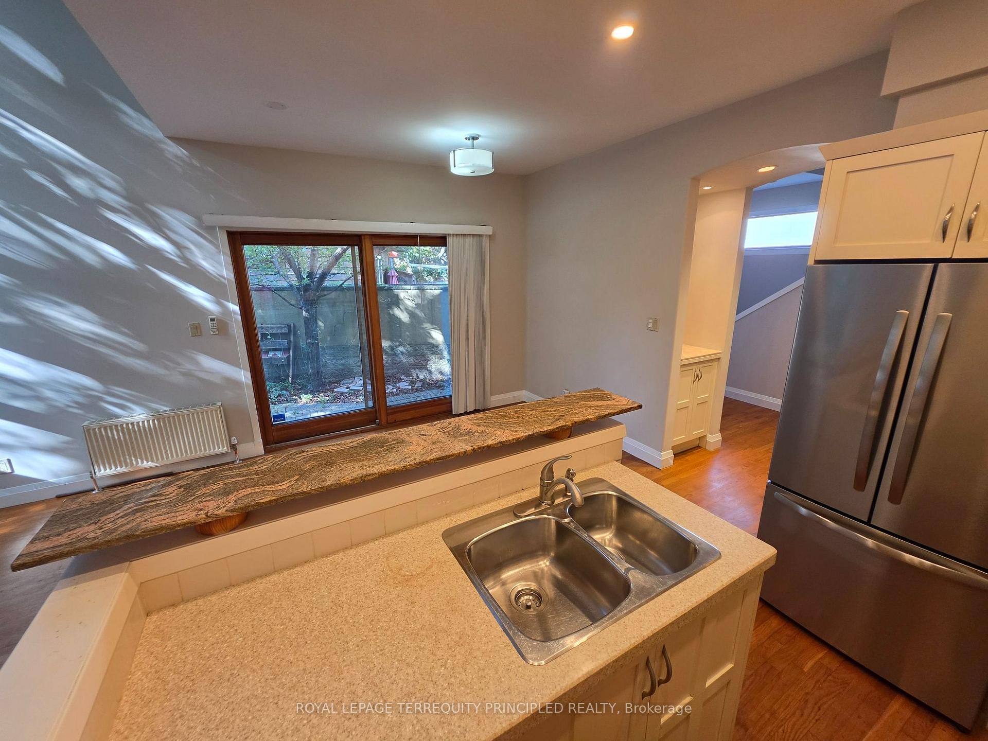 Photo 10 of Unit B, 8 Bright Street, Toronto, Moss Park — HOMEH