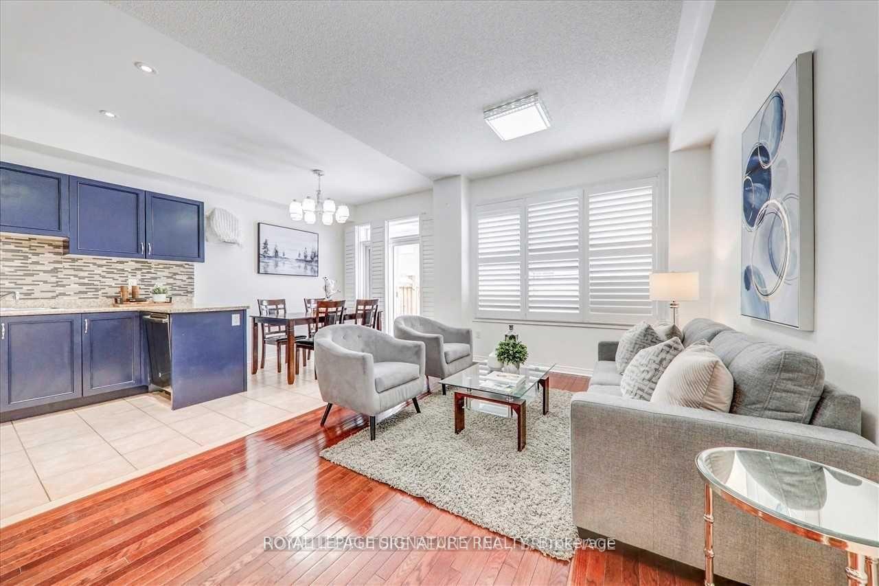 Photo 4 of 56 Jackson Eli Way, Markham, Cedarwood — HOMEH