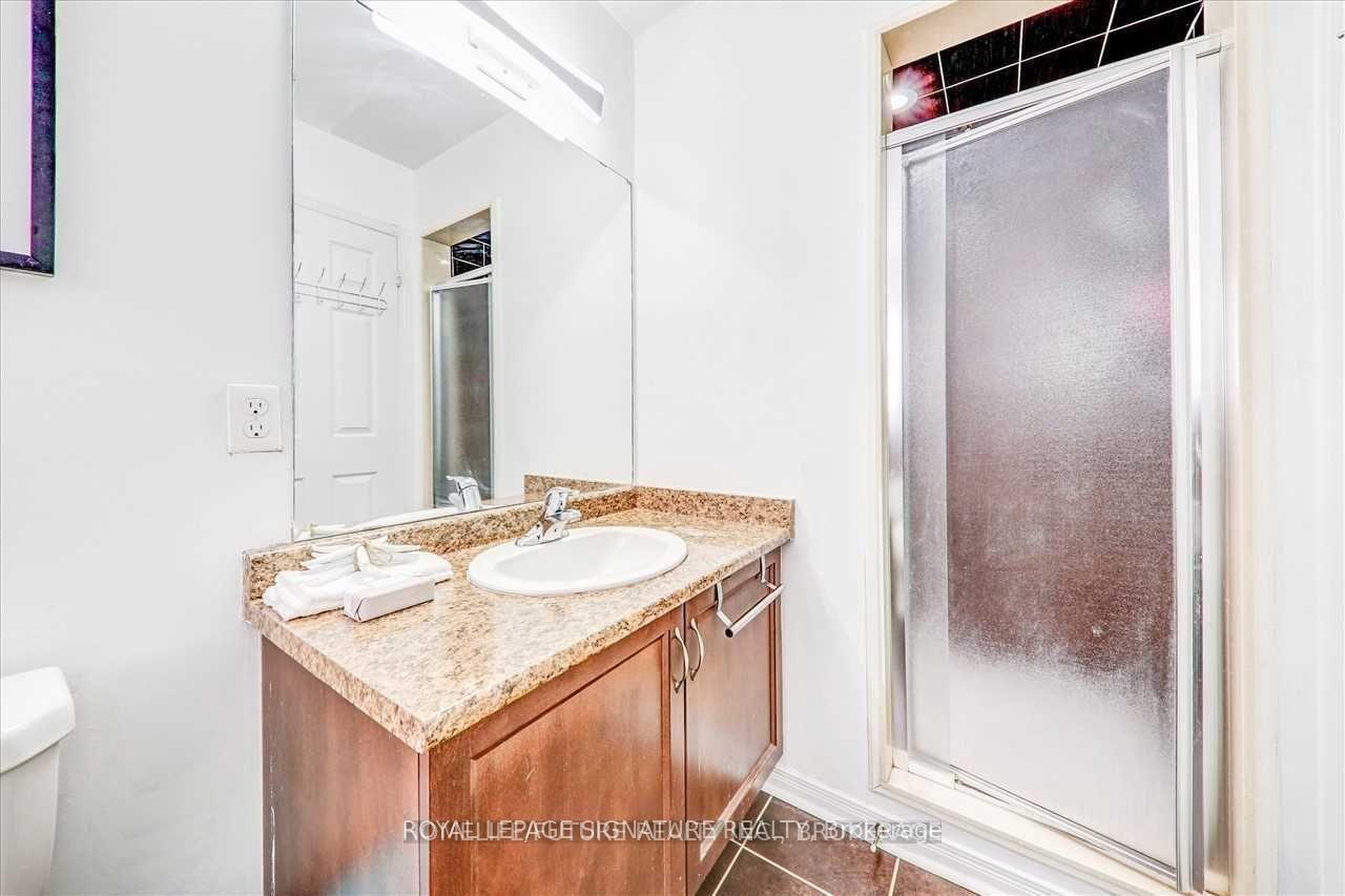 Photo 16 of 56 Jackson Eli Way, Markham, Cedarwood — HOMEH