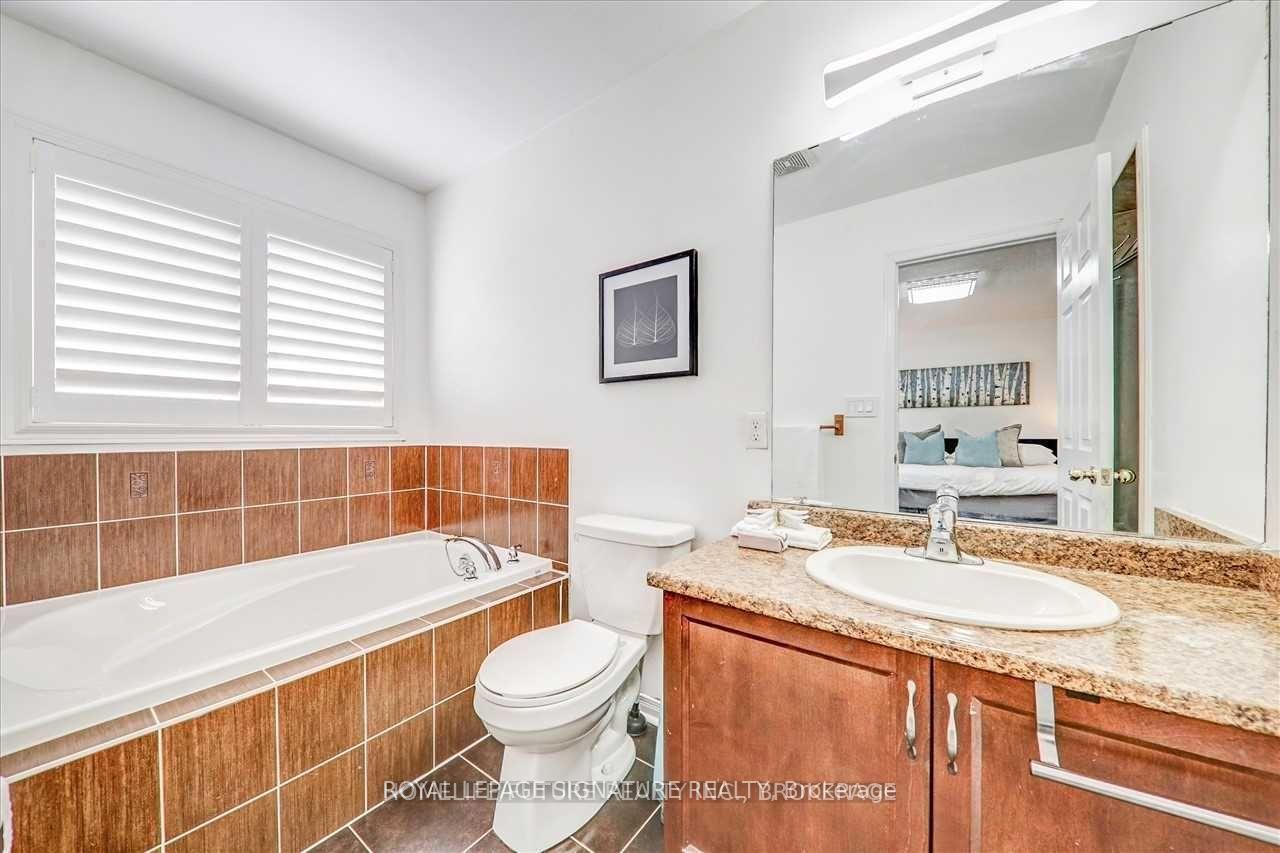 Photo 22 of 56 Jackson Eli Way, Markham, Cedarwood — HOMEH