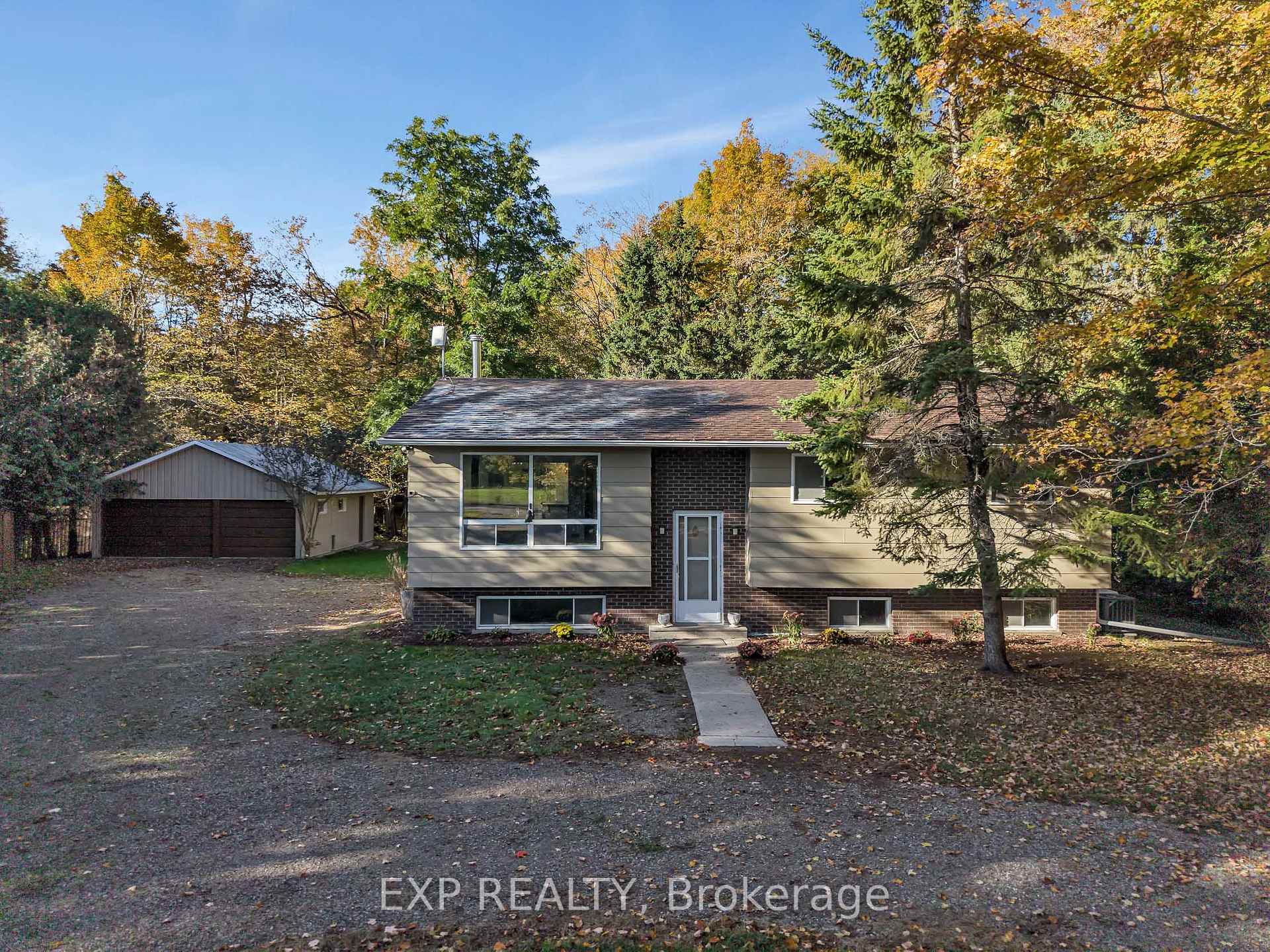 Photo of 557 Glenview Road