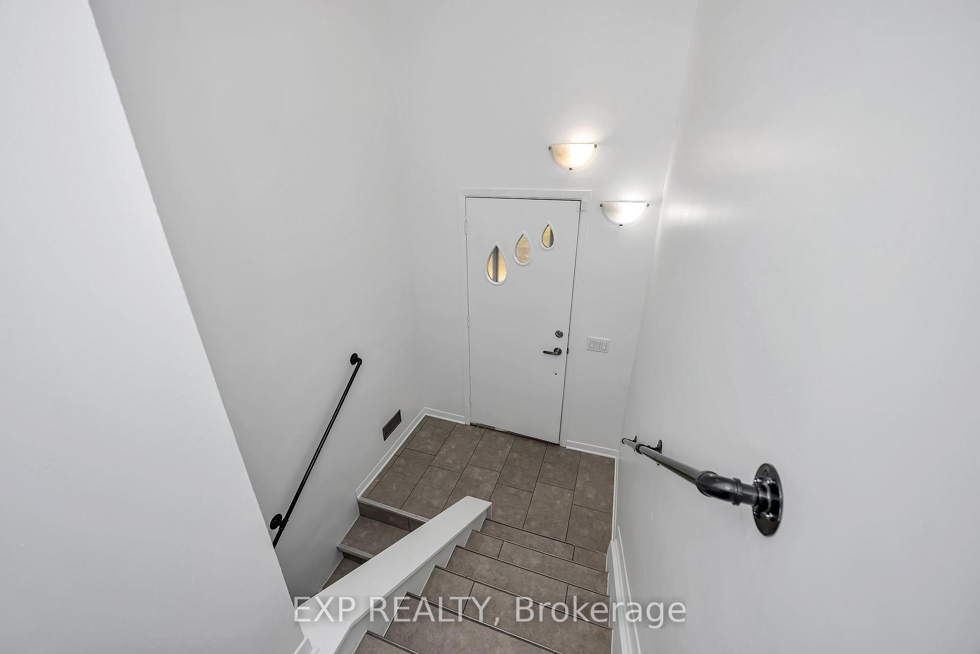 Photo 4 of 557 Glenview Road, Drummond/North Elmsley, Drummond/North Elmsley (North Elmsley) Twp — HOMEH