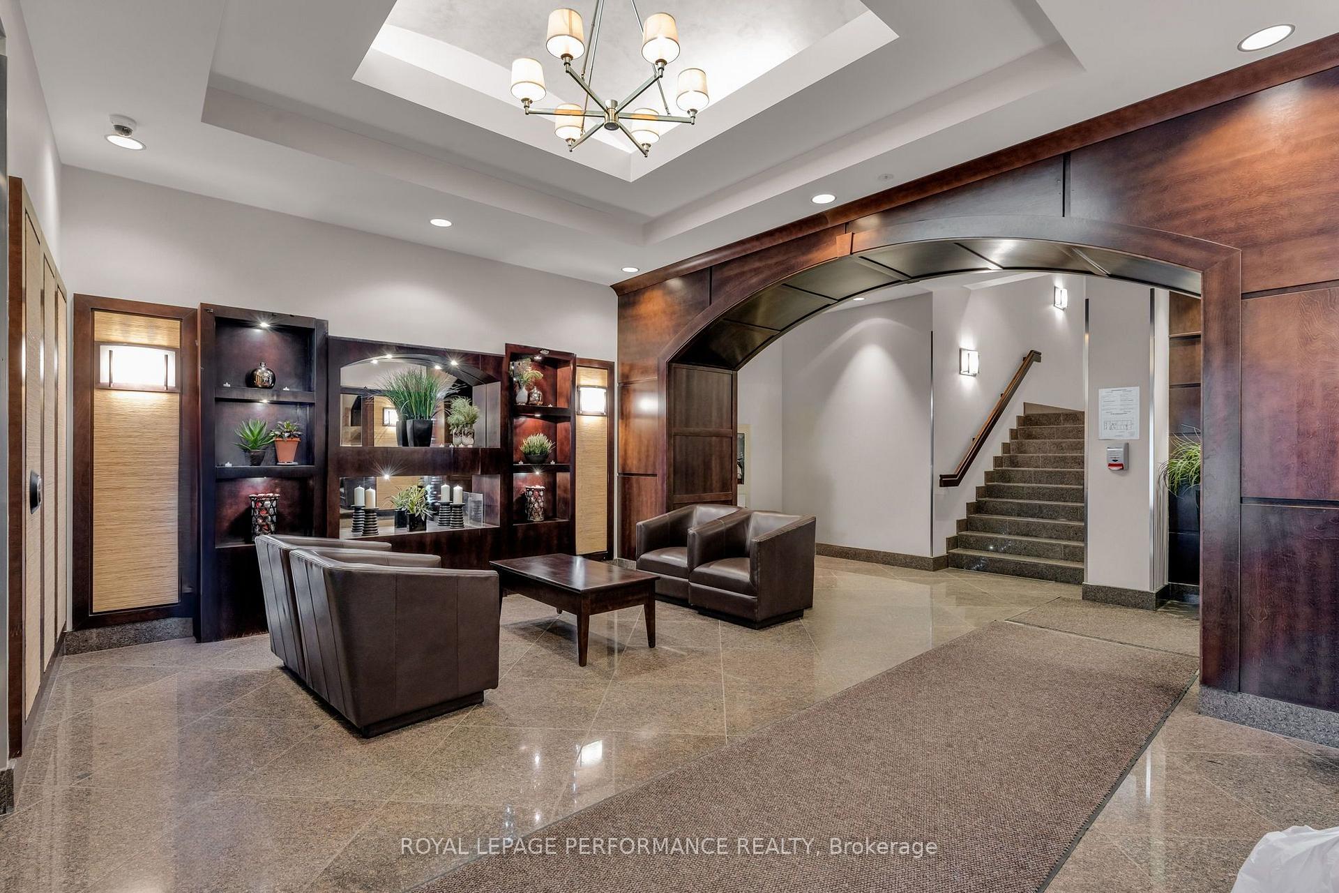 Photo 3 of Unit 604, 200 Besserer Street, Ottawa, Sandy Hill — HOMEH