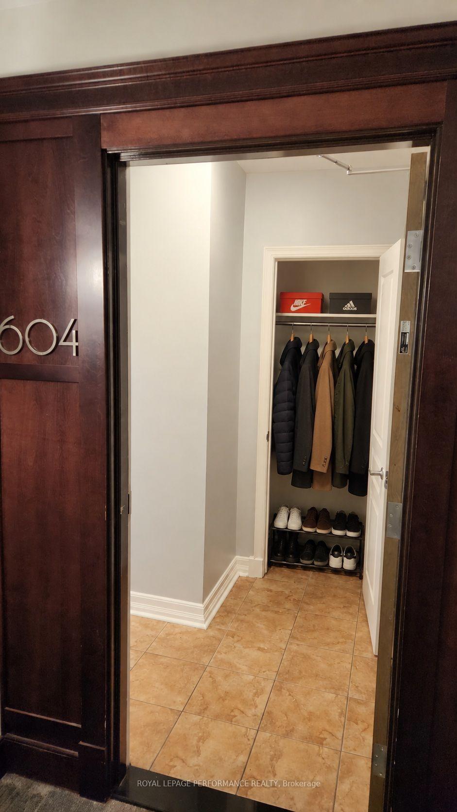 Photo 5 of Unit 604, 200 Besserer Street, Ottawa, Sandy Hill — HOMEH