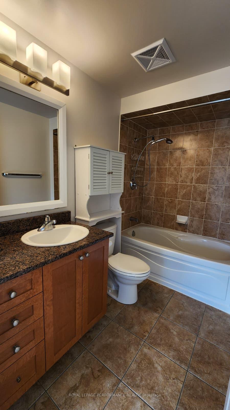 Photo 17 of Unit 604, 200 Besserer Street, Ottawa, Sandy Hill — HOMEH