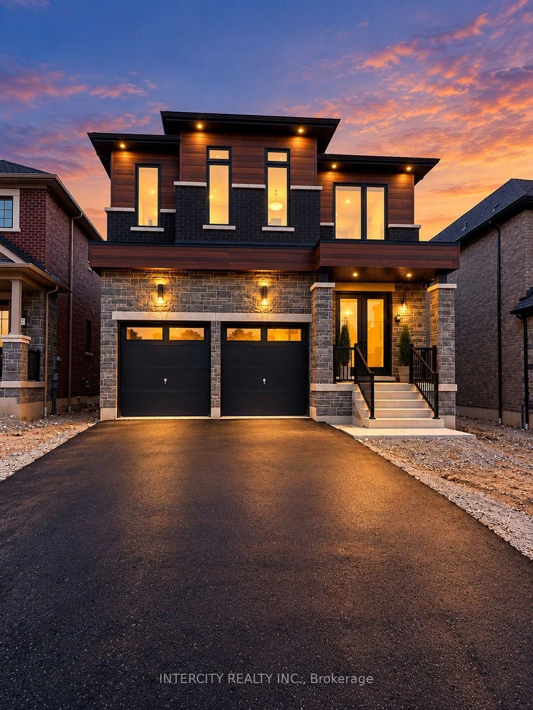 Photo 29 of 72 Caddie Crescent, Vaughan, Maple — HOMEH