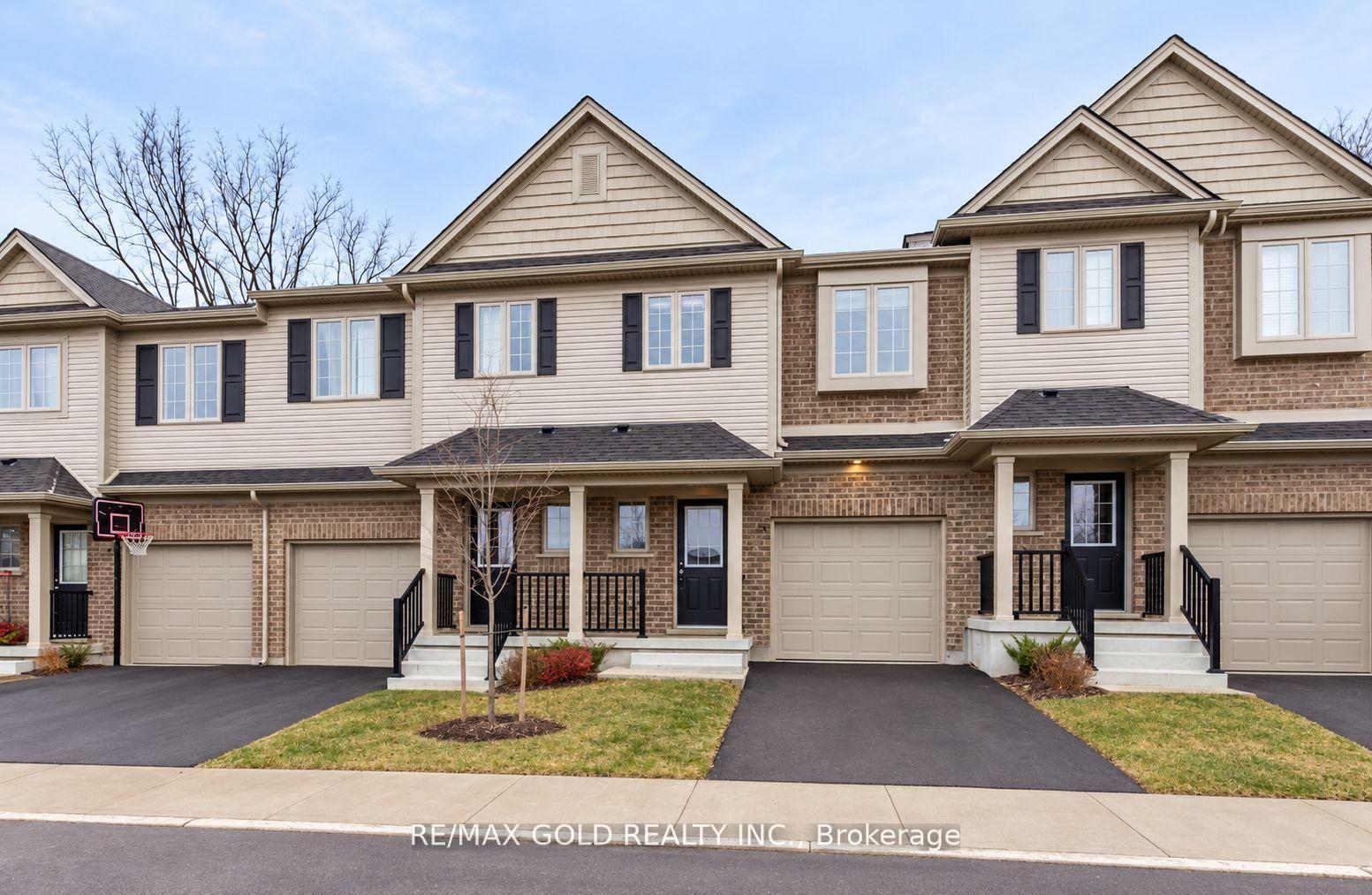 Photo of Unit 35, 50 Pinnacle Drive