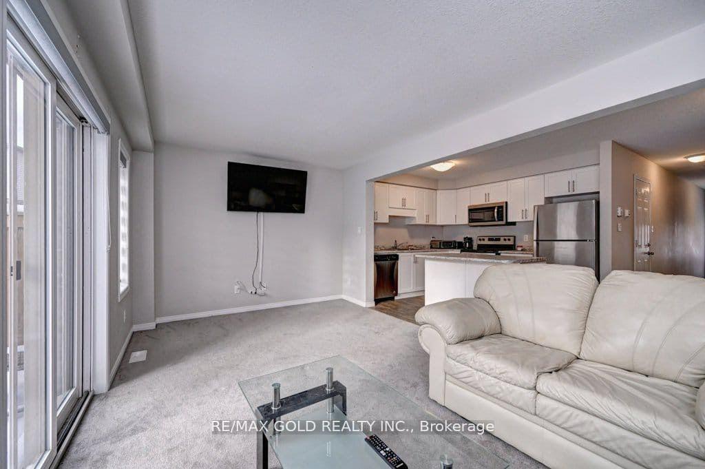 Photo 10 of Unit 35, 50 Pinnacle Drive, Kitchener, Lower Doon — HOMEH