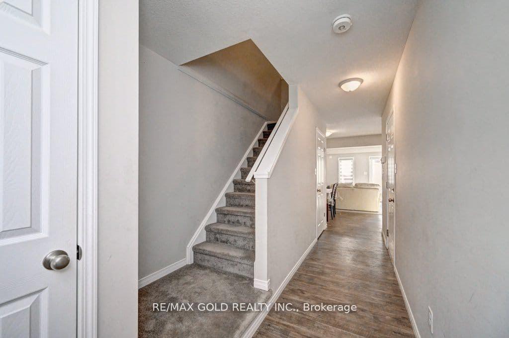 Photo 16 of Unit 35, 50 Pinnacle Drive, Kitchener, Lower Doon — HOMEH