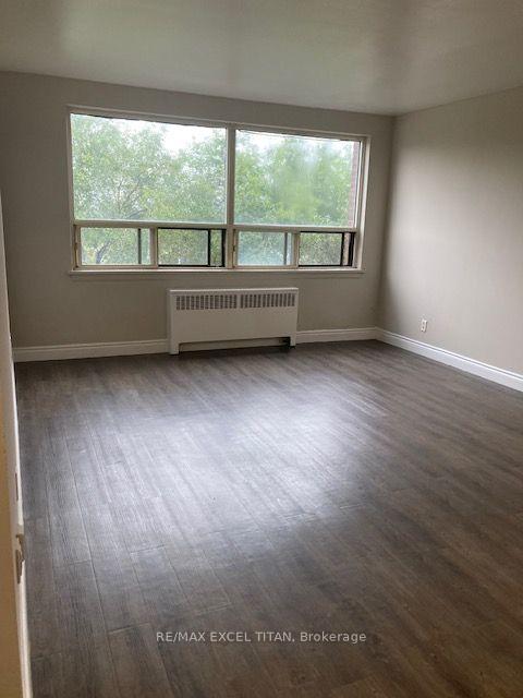Photo 8 of Unit 639D, 468 Ottawa Street, Hamilton, Corktown — HOMEH