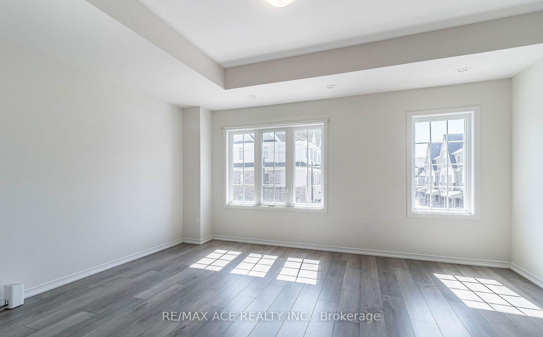 Photo 12 of Unit 109, 2560 Barbarolli Path, Oshawa, Windfields — HOMEH
