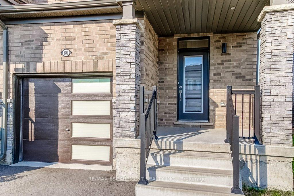 Photo 3 of 80 Oaktree Drive, Haldimand — HOMEH