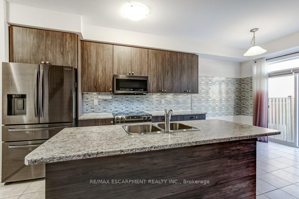 Photo 15 of 80 Oaktree Drive, Haldimand — HOMEH