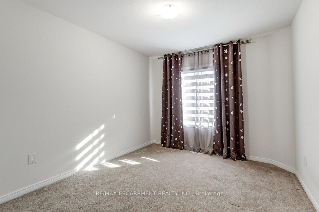 Photo 34 of 80 Oaktree Drive, Haldimand — HOMEH