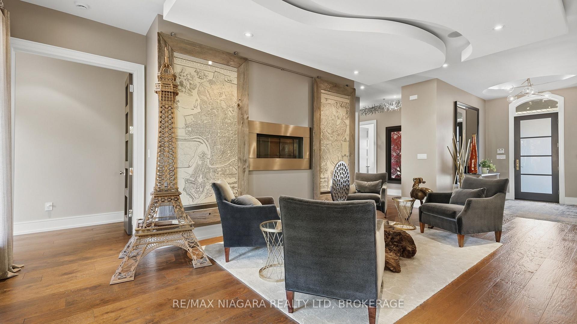 Photo 3 of 3525 Cardinal Drive, Niagara Falls, Mt. Carmel — HOMEH