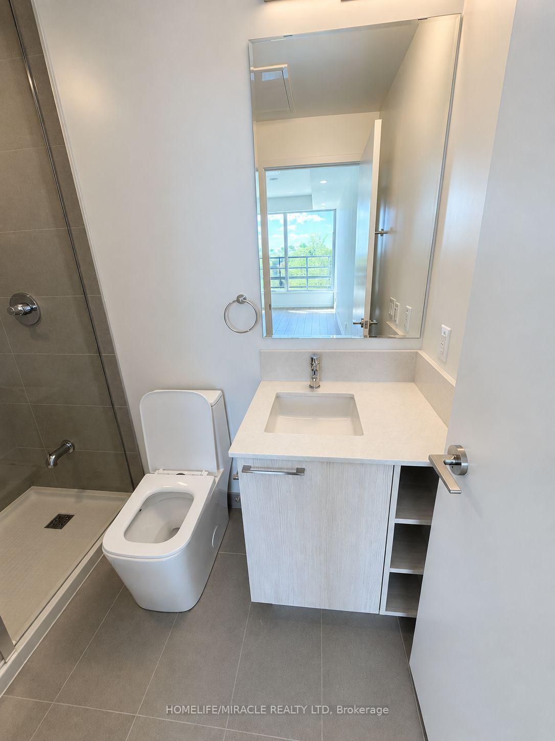 Photo 5 of Unit 523, 1381 Lakeshore Road E, Mississauga, Lakeview — HOMEH