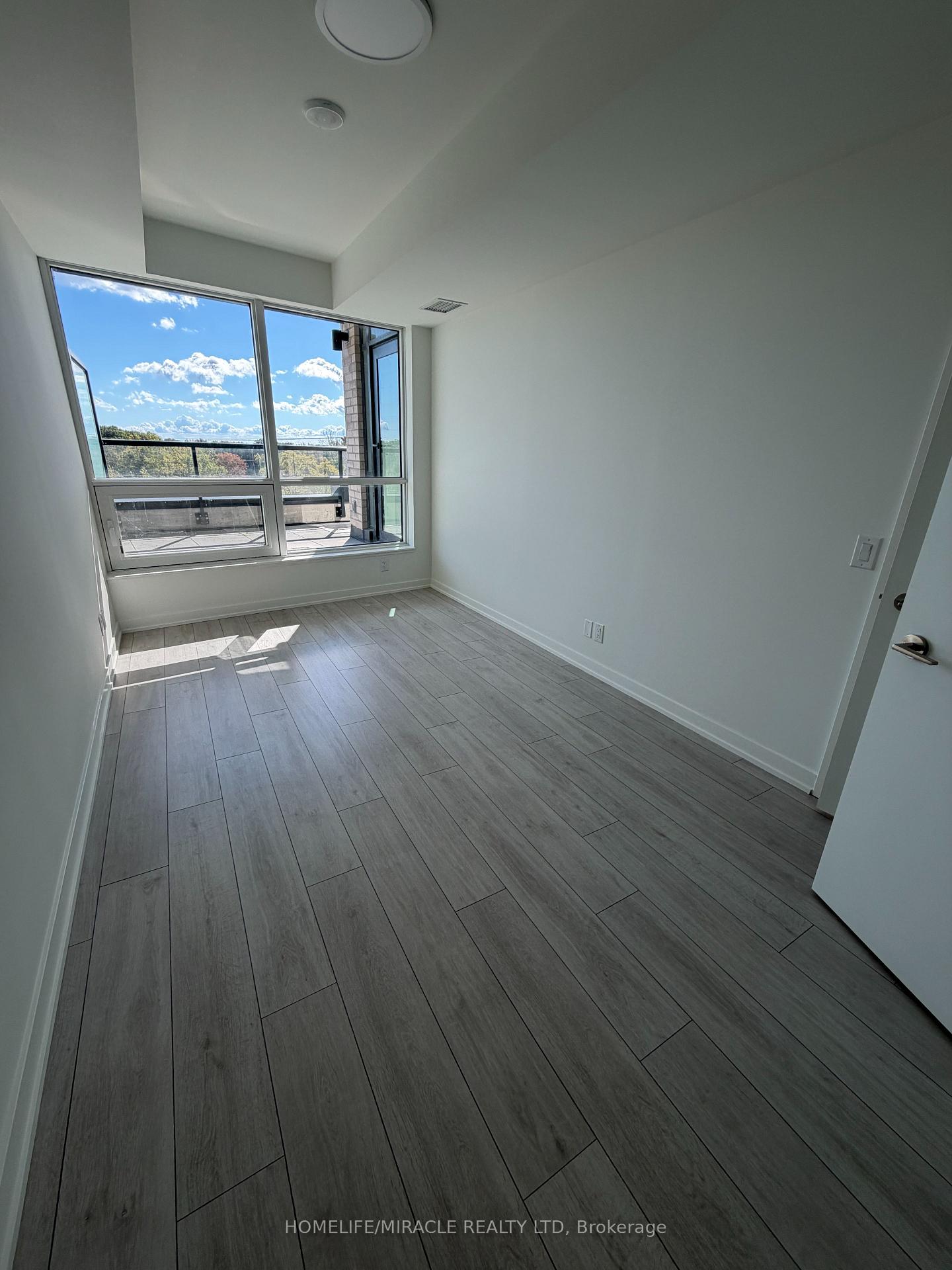 Photo 14 of Unit 523, 1381 Lakeshore Road E, Mississauga, Lakeview — HOMEH