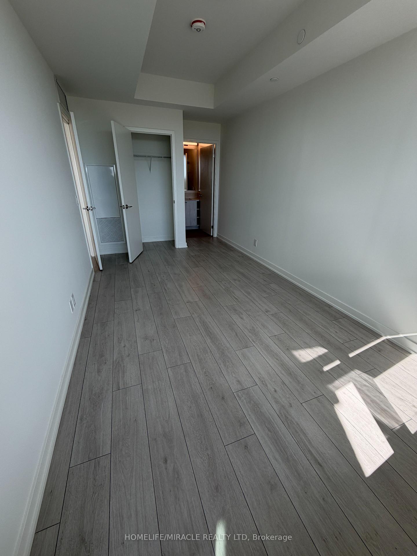 Photo 15 of Unit 523, 1381 Lakeshore Road E, Mississauga, Lakeview — HOMEH
