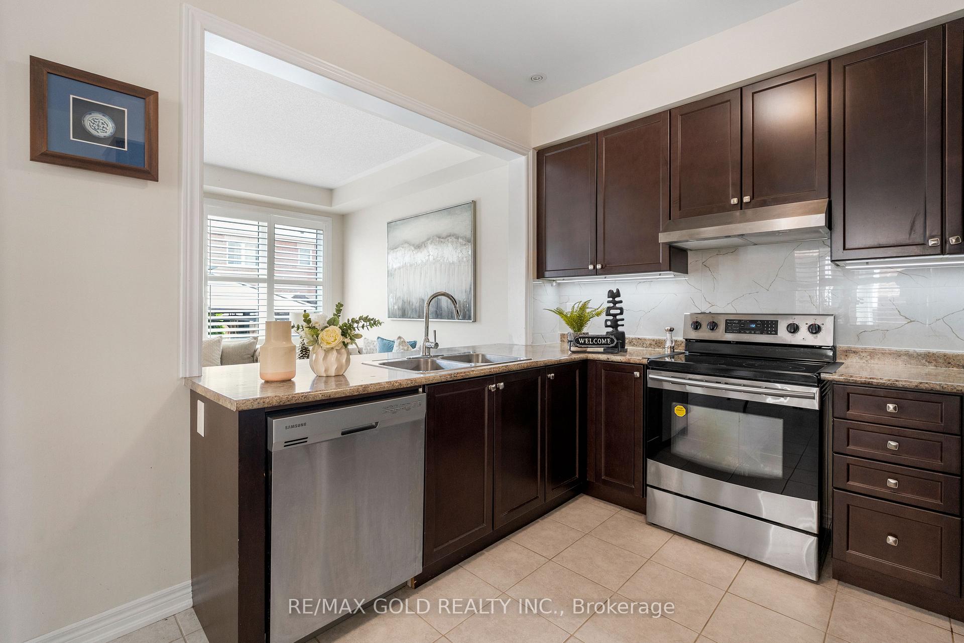 Photo 11 of 15 Antibes Drive, Brampton, Credit Valley — HOMEH