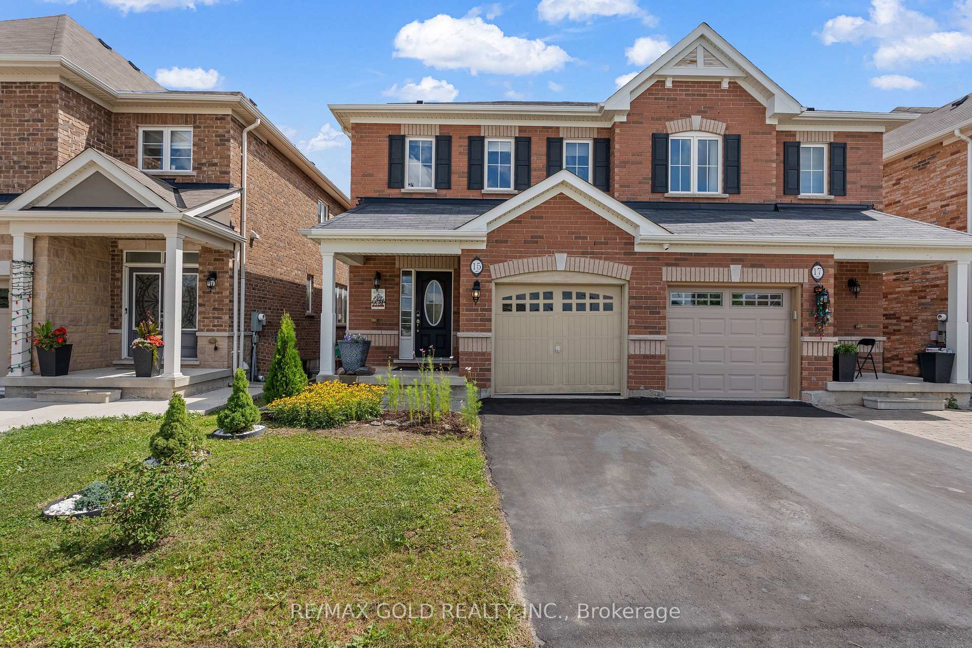 Photo 16 of 15 Antibes Drive, Brampton, Credit Valley — HOMEH