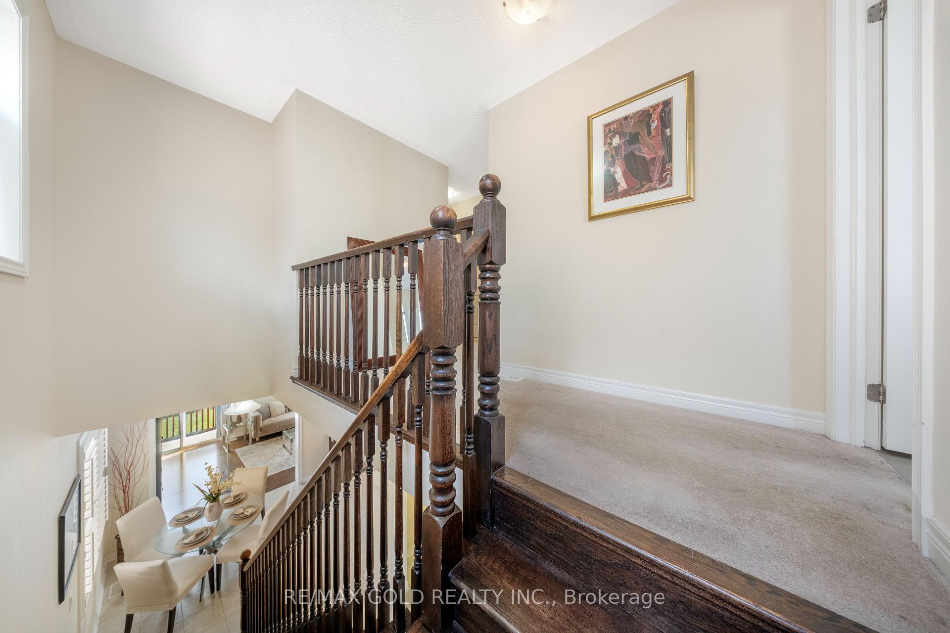 Photo 18 of 15 Antibes Drive, Brampton, Credit Valley — HOMEH