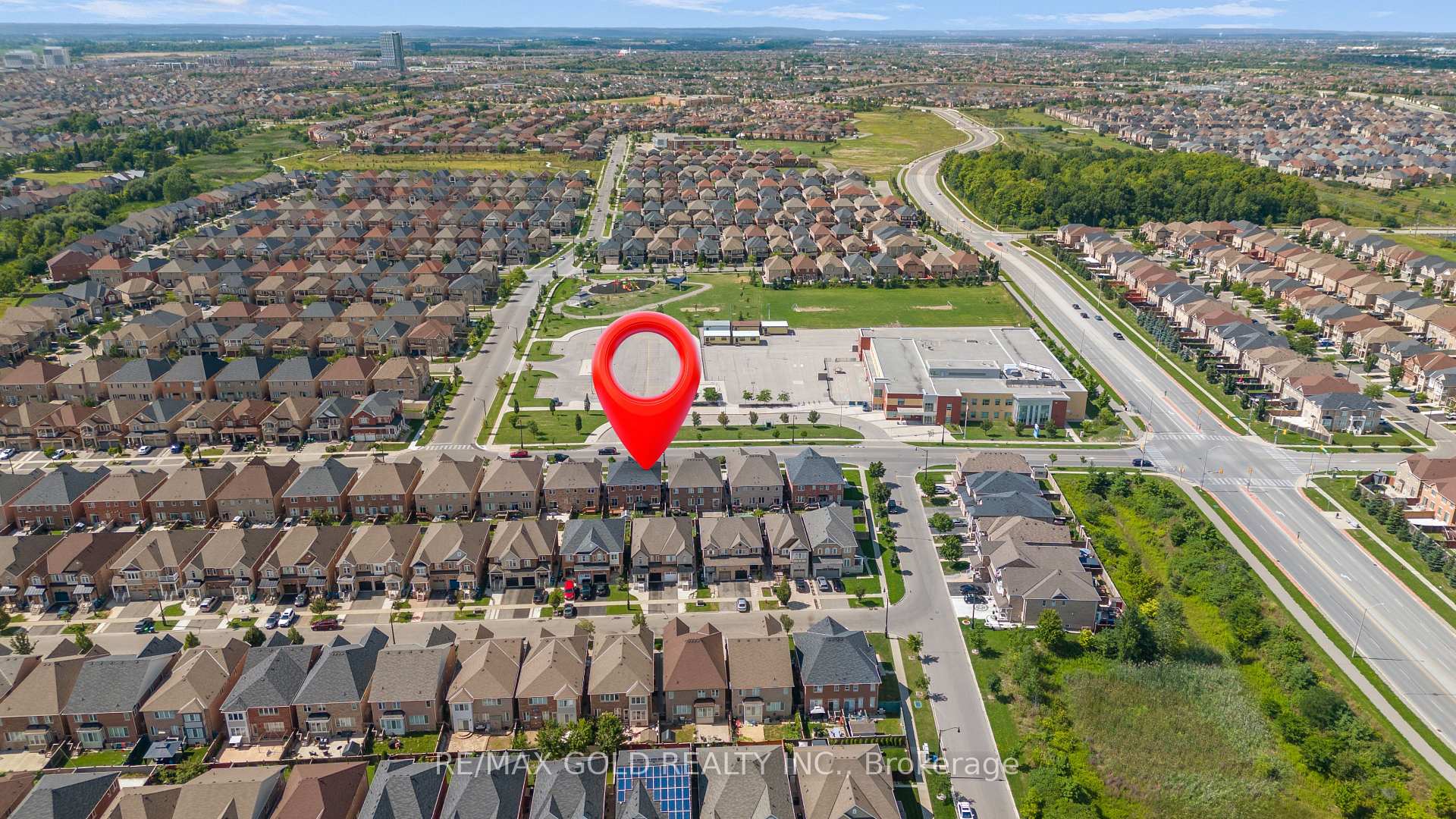 Photo 30 of 15 Antibes Drive, Brampton, Credit Valley — HOMEH