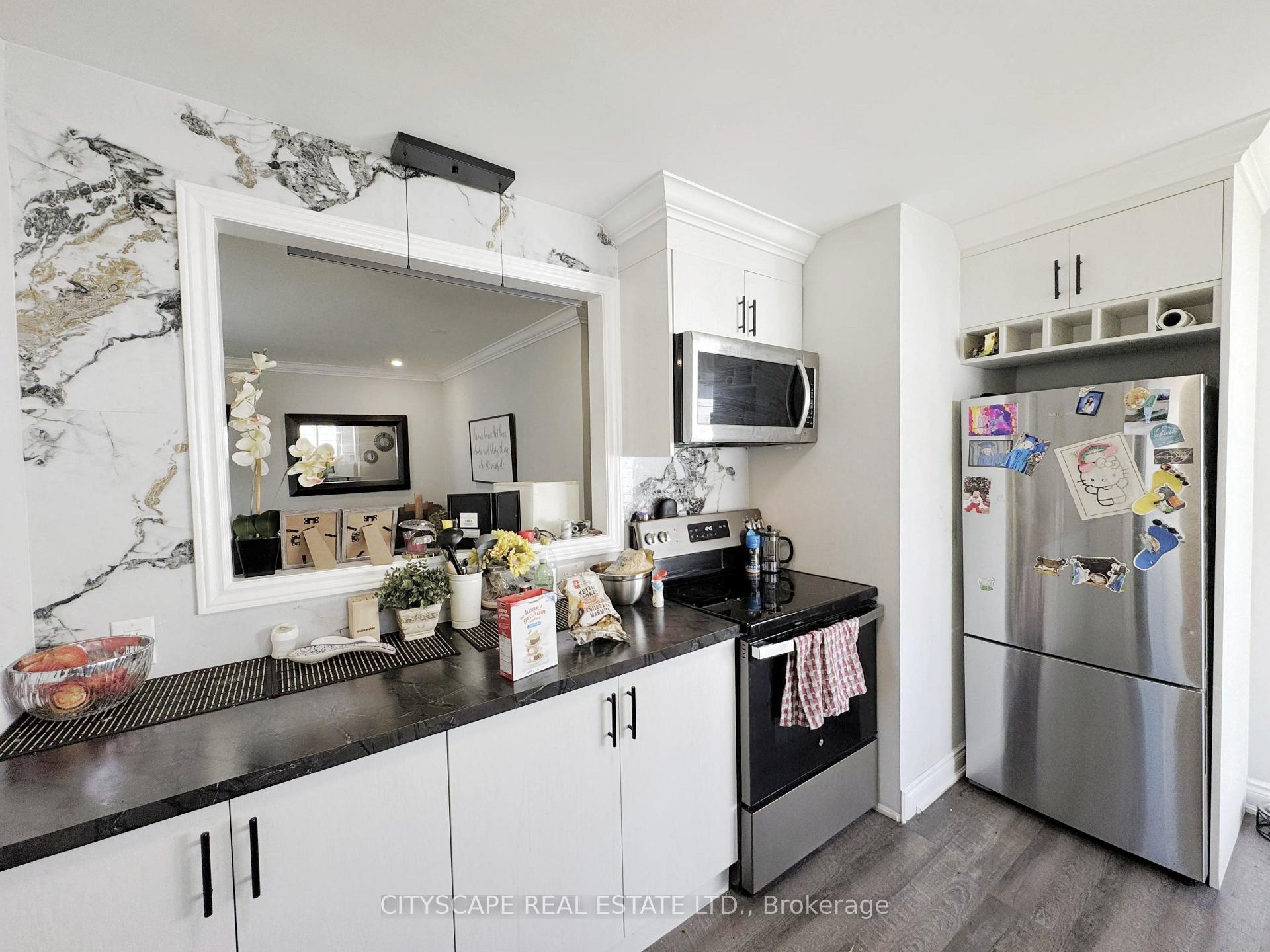 Photo 5 of 205 Bonaventure Drive, Hamilton, Gilbert — HOMEH