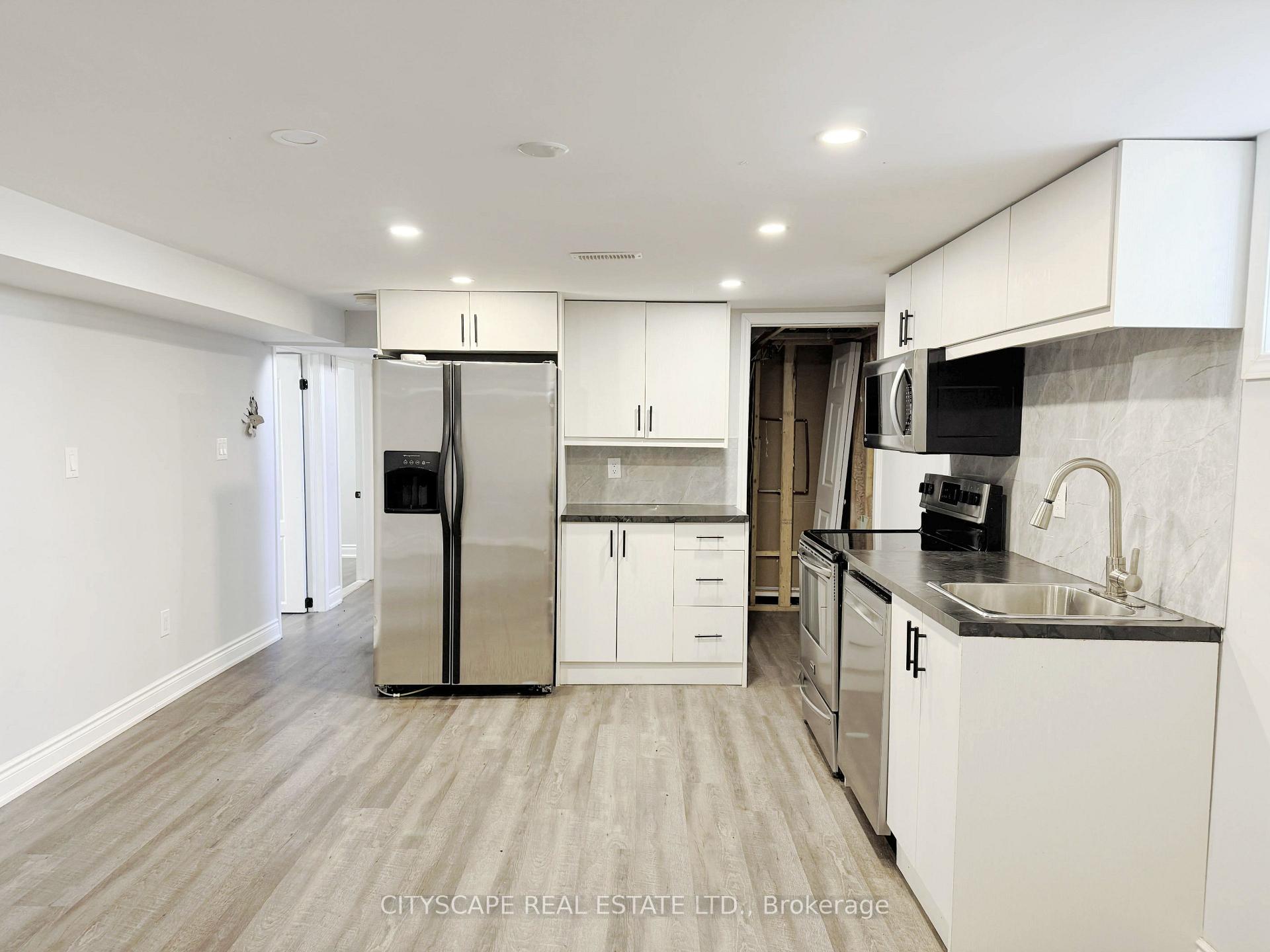 Photo 16 of 205 Bonaventure Drive, Hamilton, Gilbert — HOMEH