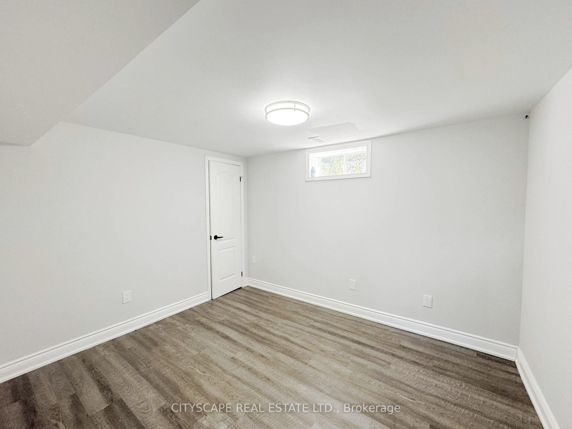 Photo 20 of 205 Bonaventure Drive, Hamilton, Gilbert — HOMEH