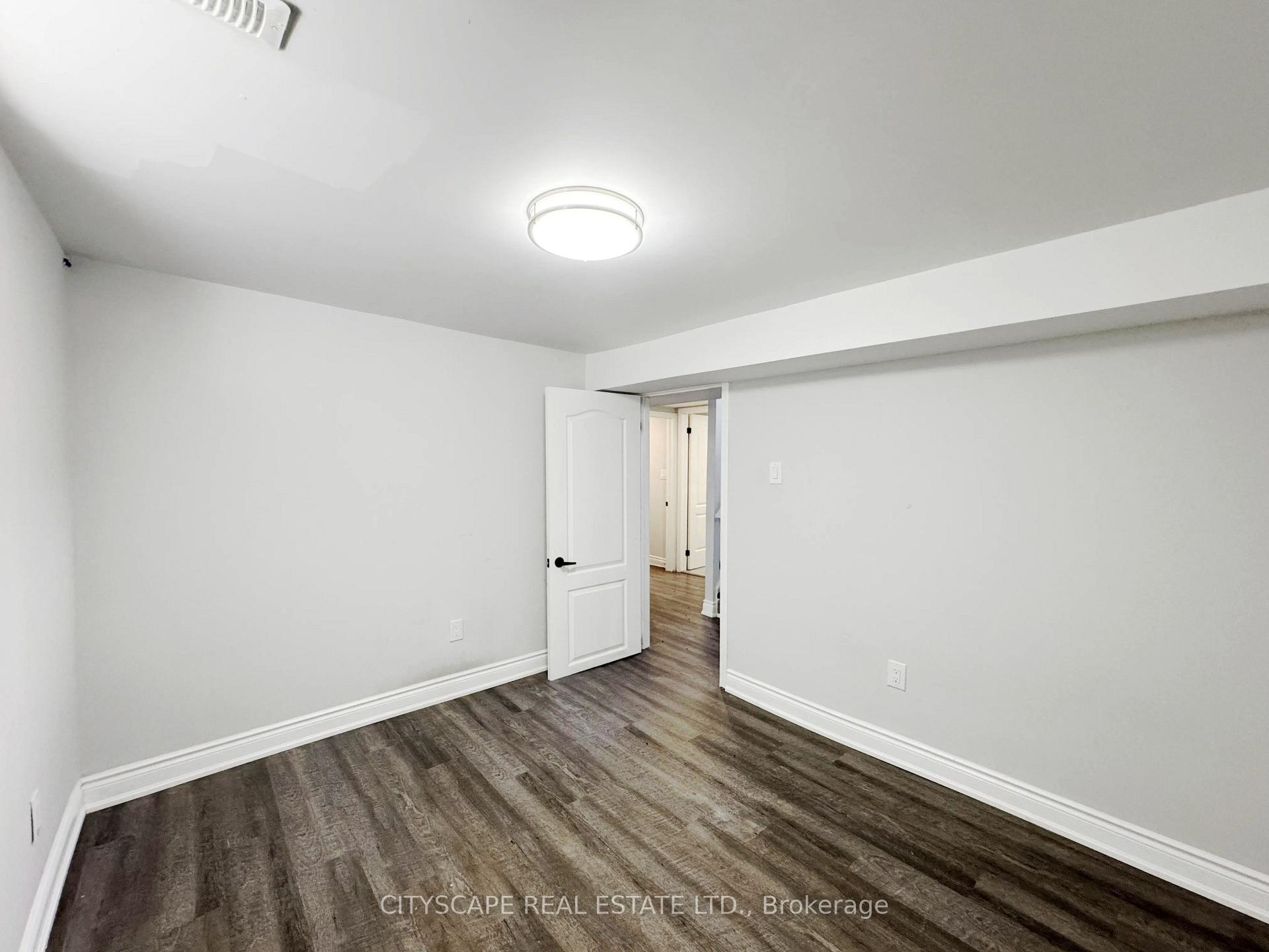 Photo 22 of 205 Bonaventure Drive, Hamilton, Gilbert — HOMEH
