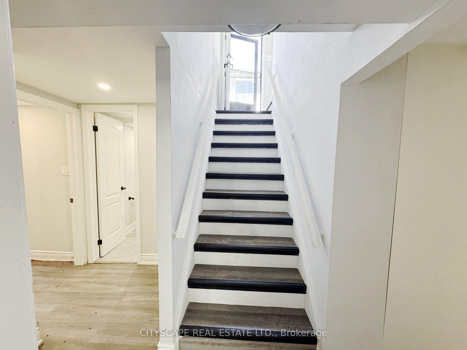 Photo 30 of 205 Bonaventure Drive, Hamilton, Gilbert — HOMEH