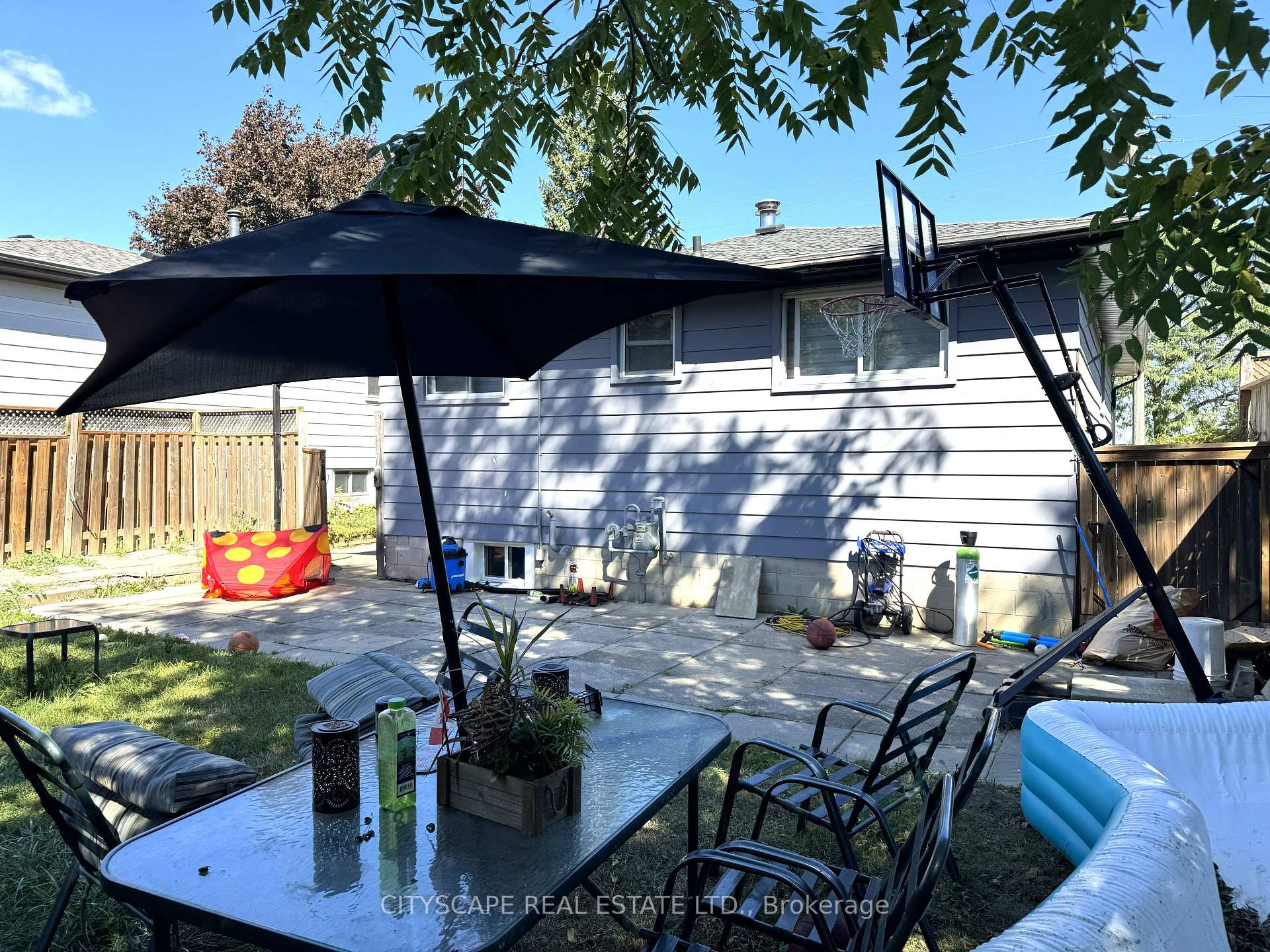 Photo 35 of 205 Bonaventure Drive, Hamilton, Gilbert — HOMEH