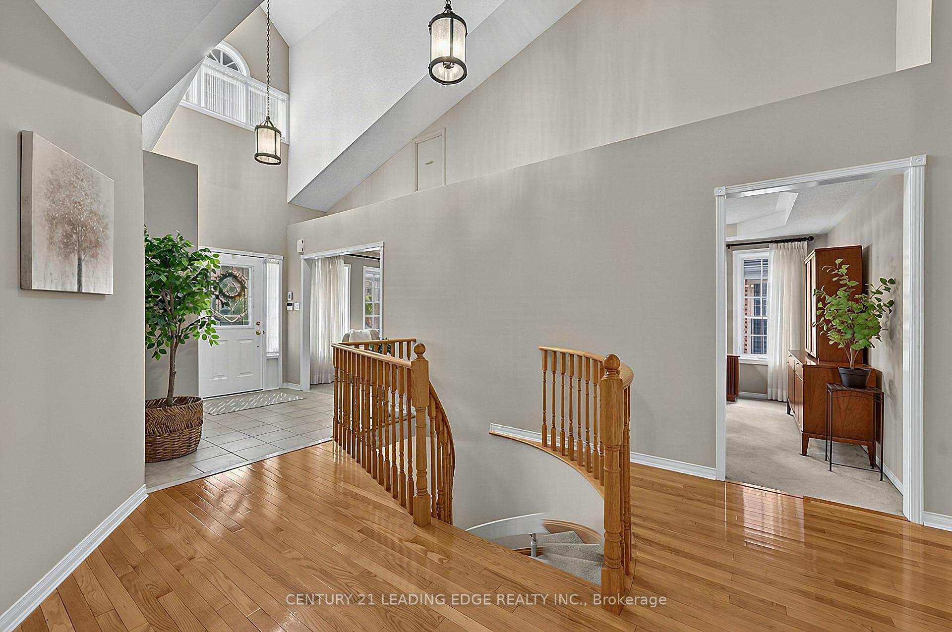 Photo 9 of 14 Watford Street, Whitby, Brooklin — HOMEH