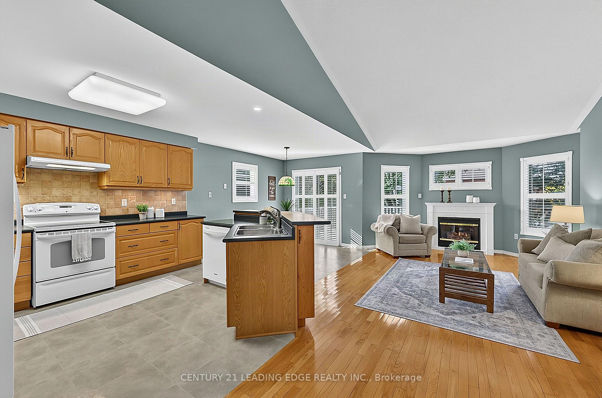 Photo 16 of 14 Watford Street, Whitby, Brooklin — HOMEH